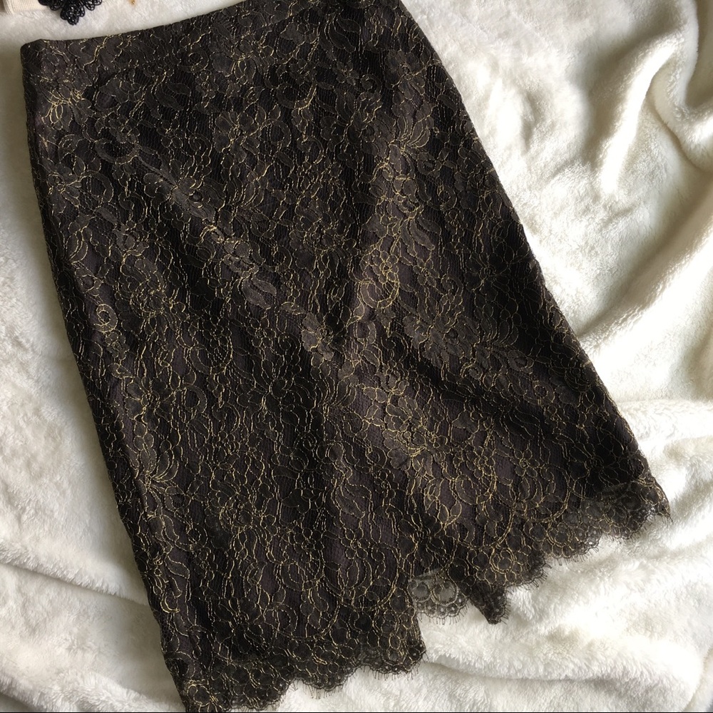 💋HP {BANANA REPUBLIC} Metallic Lace Pencil Skirt - Picture 7 of 8